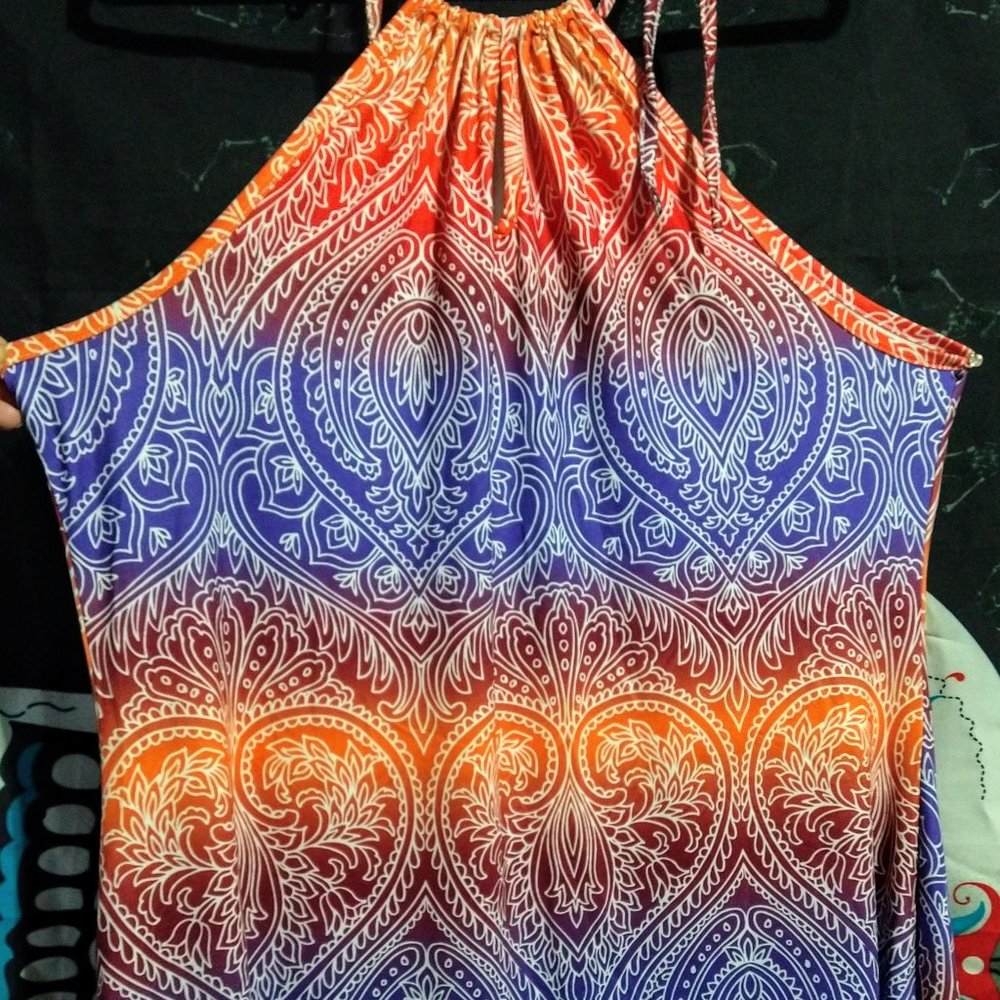 4/$20 Halter dress fits 20/22